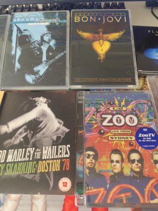 DVDs Varios Artistas: Metallica, Bon Jovi, U2