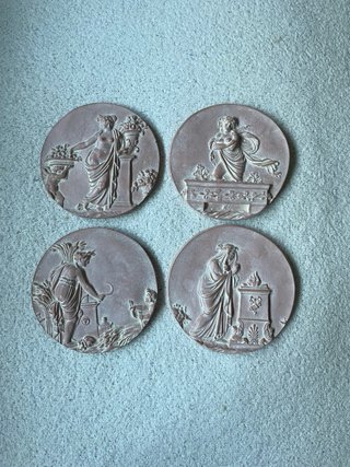 4 medallones clásicos estaciones