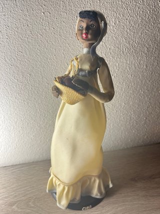 Bambola Vintage CUBA - Donna con cestino