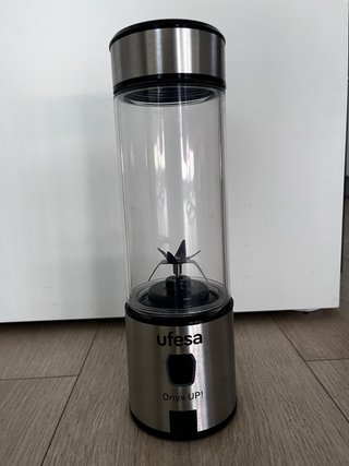 Batidora Ufesa Onyx UP! portátil