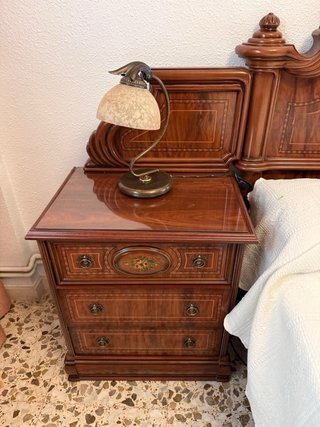 Juego de dormitorio madera oscura