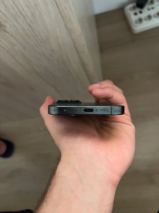 iPhone 15 Pro Negro