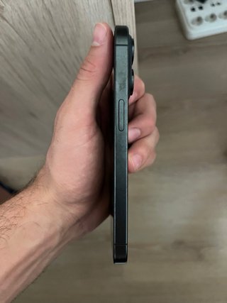 iPhone 15 Pro Negro