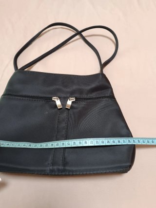 Bolso de mano negro