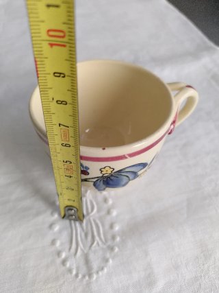 Taza Gien antigua