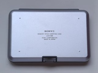 Custodia rigida Sony LCH-MA