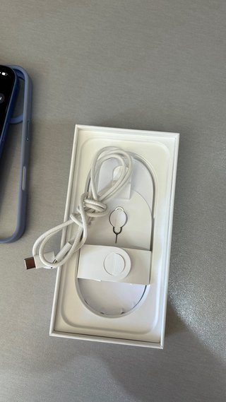 iPhone 16 Azul