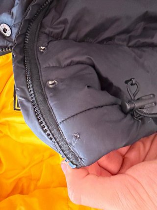 Chaquetón Corteiz Negro/Amarillo Talla L