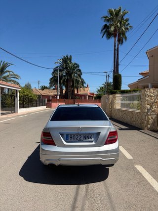 Mercedes-Benz Clase C 2011