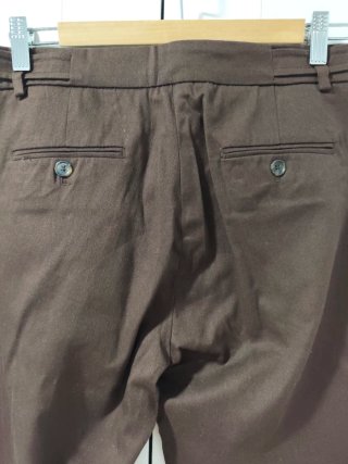 Pantalón recto vintage Cortefiel marrón
