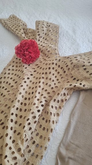 Vestido Flamenca Beige Perforado de talla S a M