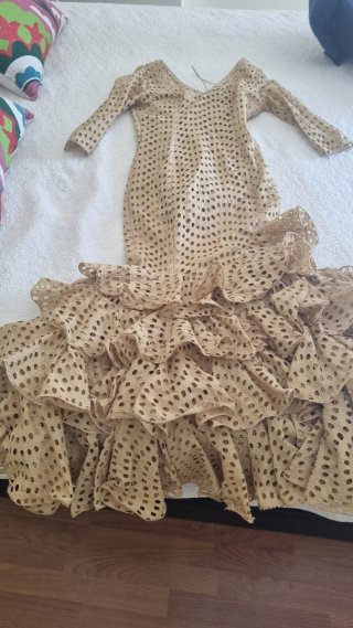 Vestido Flamenca Beige Perforado de talla S a M