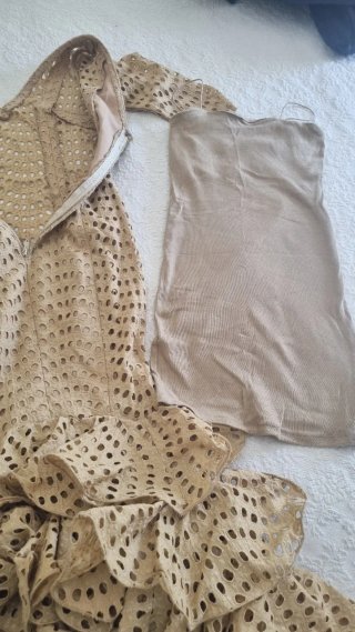 Vestido Flamenca Beige Perforado de talla S a M