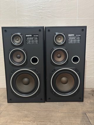 Altavoces Sanyo SX388