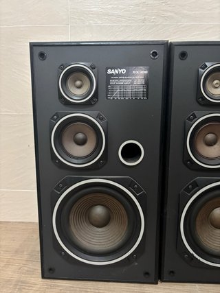 Altavoces Sanyo SX388