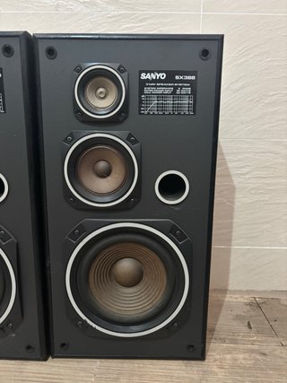 Altavoces Sanyo SX388