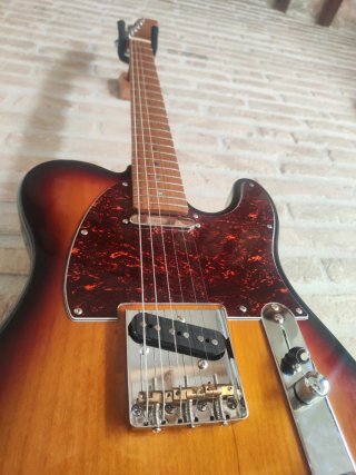 Sire Larry Carlton T7 Guitarra Eléctrica