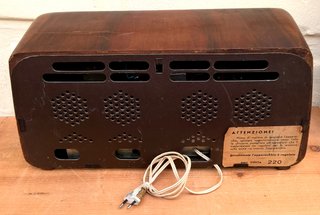 RADIO D'EPOCA A VALVOLE MAGNADYNE moD. S31