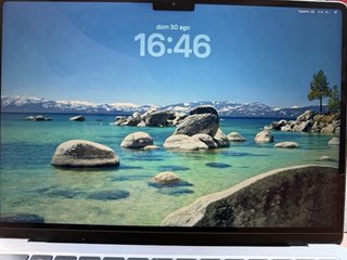 Macbook Air 13” Space Gray M2