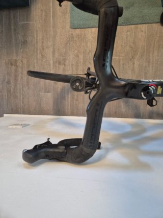 Bicicleta da strada Mendiz F9 in carbonio