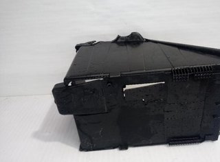 Tapa bateria peugeot 133585 9687472580 3008 style