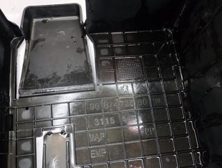 Tapa bateria peugeot 133585 9687472580 3008 style