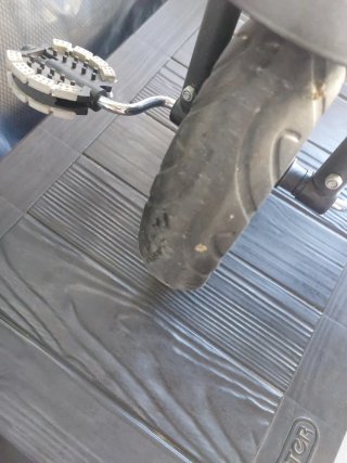 Triciclo para bebé con manillar