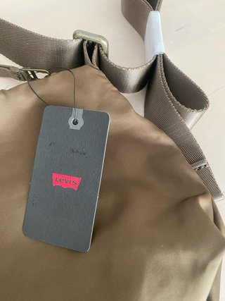 Bolso Levi's verde oliva