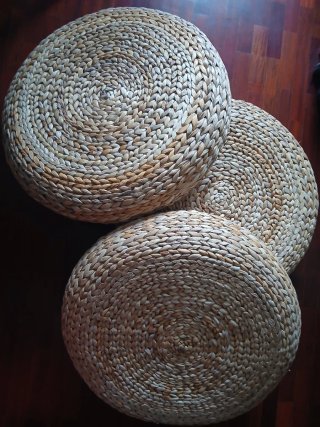 Pouf in vimini rotondo Ikea