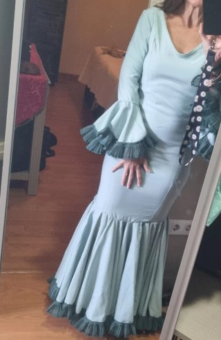 Vestido Flamenco Verde jabonoso Talla S hasta M.
