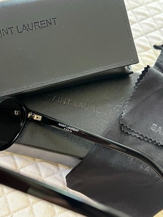 Gafas de sol Saint Laurent negras