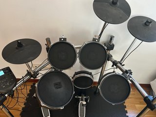 Batería Electrónica Alesis con Bolsa