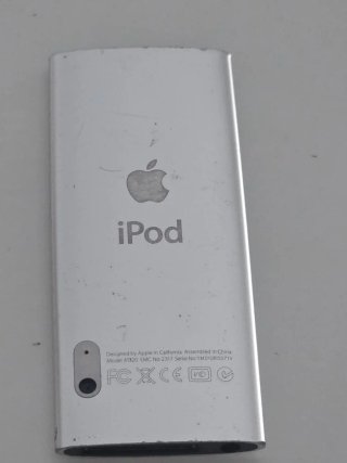 Apple iPod Nano 5ª Gen A1320 Plata