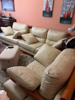 Conjunto Sofás 2+1+1 Pele/Madeira Bege