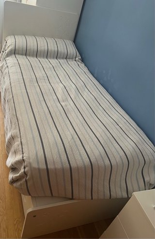 Muebles habitación juvenil. Cama, armario y cómoda