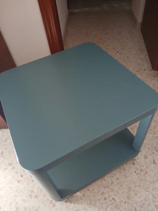 Mesa auxiliar Tingby Ikea gris