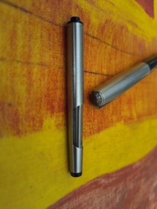 Parker e Inoxcrom Plumas Estilográficas