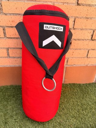 Kit Boxeo Outshock: Saco y Guantes