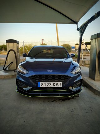 Ford Focus st line 1.0