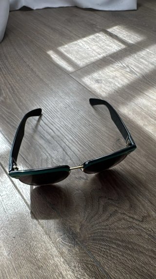 Gafas de sol vintage verdes años 80