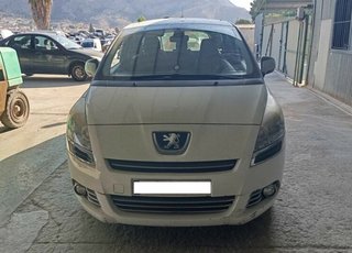 Asiento delantero derecho peugeot 5008 464011