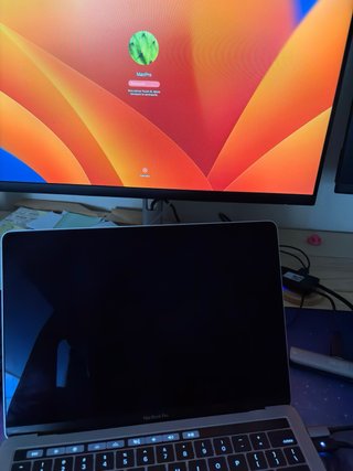 MacBook Pro 13” 2017 i7 / 16GB / 512GB