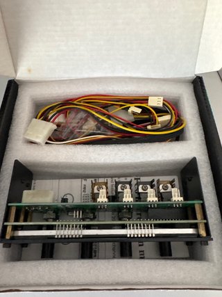 Regulador ventiladores Lamptron FC6