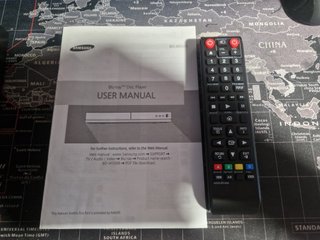 Reproductor Blu-ray Samsung BD-J4500R con Mando