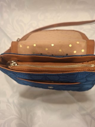 Bandolera Desigual azul marino acolchado