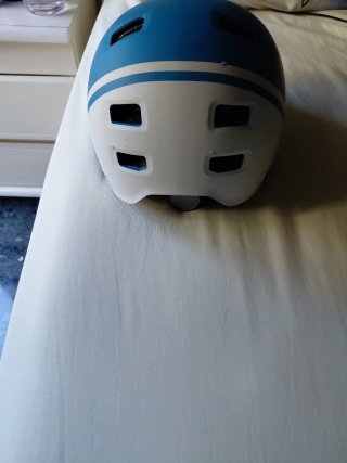 Casco de bici infantil azul