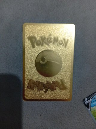 Carta Pokémon Leafeon V Dorada