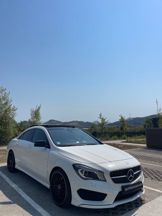 Mercedes-Benz CLA220d 177cv AMG TECHO+LIBRO+FULL