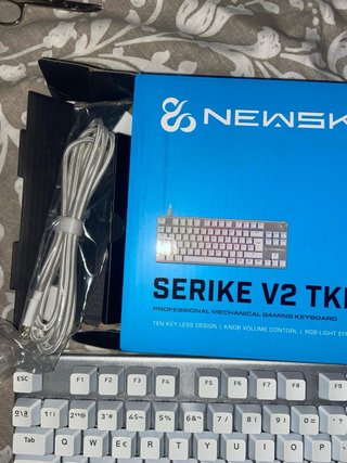 Teclado Mecánico Newskill Serike V2