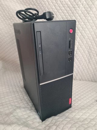 Ordenador Lenovo sobremesa Negro